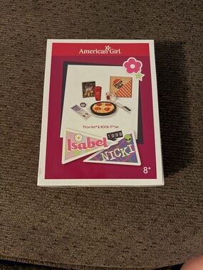 New American Girl Isabel & Nicki Pizza Set